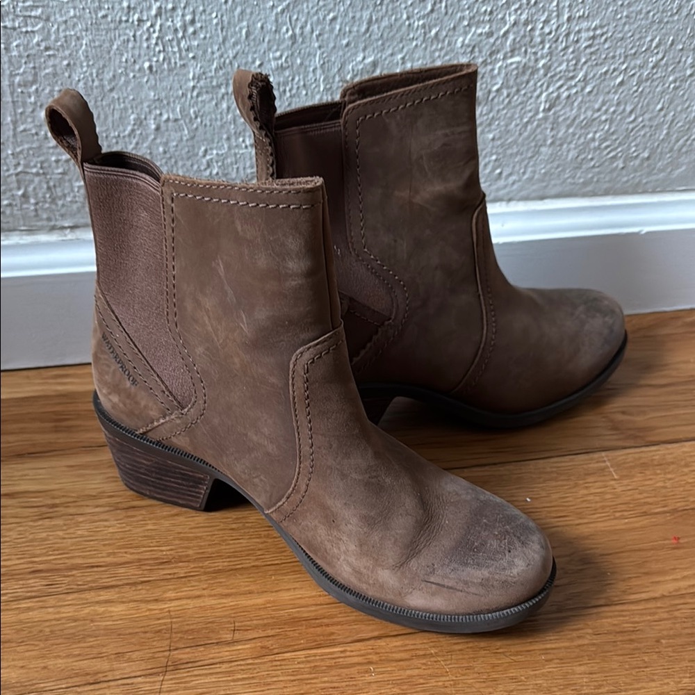 TEVA Waterproof Leather Ankle Boots